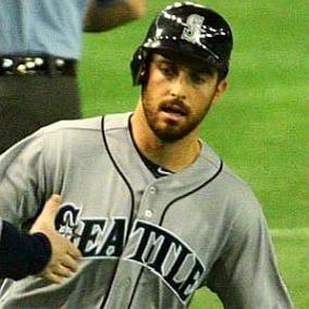 facts on Dustin Ackley