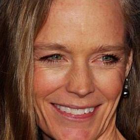 facts on Suzy Amis