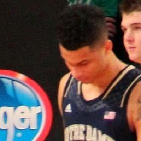 facts on Zach Auguste