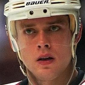 facts on Pavel Bure