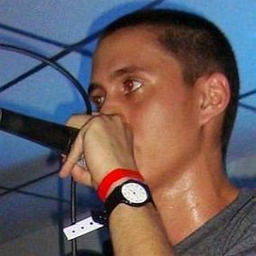 facts on Canserbero