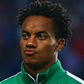 Andre Carrillo facts