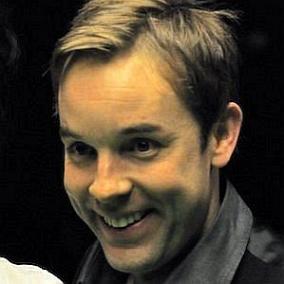 facts on Ali Carter