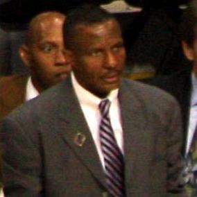 facts on Dwane Casey