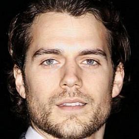 facts on Henry Cavill