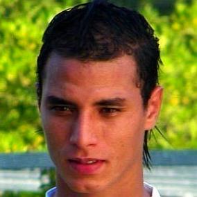 facts on Marouane Chamakh