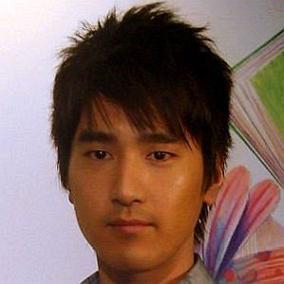 facts on Mark Chao