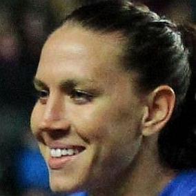 facts on Lauren Holiday
