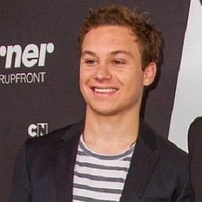facts on Finn Cole