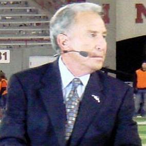 facts on Lee Corso