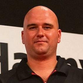 facts on Rob Cross