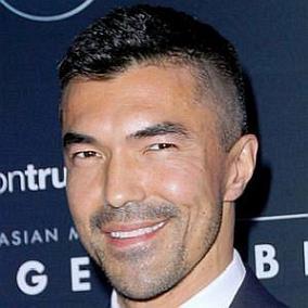 facts on Ian Anthony Dale