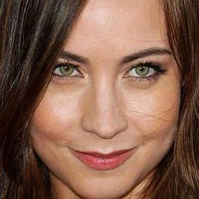facts on Courtney Ford