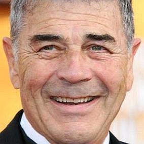 facts on Robert Forster