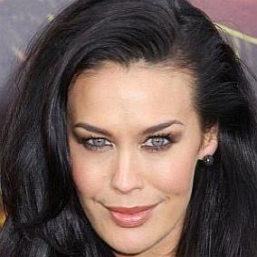 facts on Megan Gale