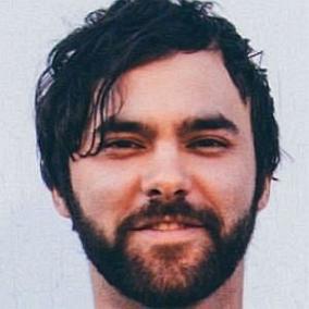 Shakey Graves facts