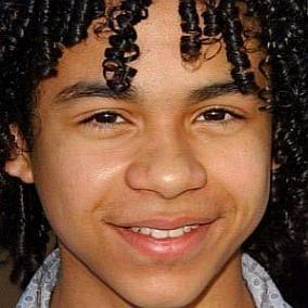 facts on Noah Gray-Cabey