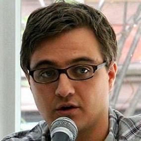 Chris Hayes facts