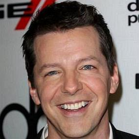 facts on Sean Hayes