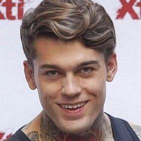 Stephen James Hendry facts