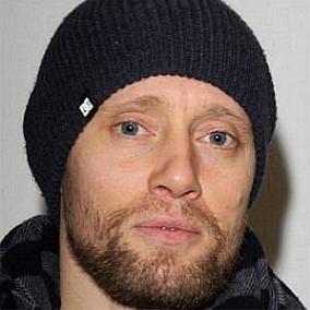 facts on Aksel Hennie