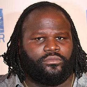 facts on Mark Henry