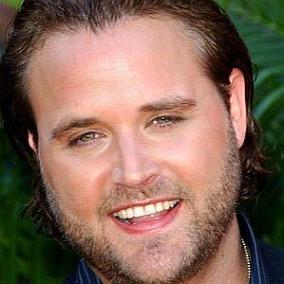 facts on Randy Houser