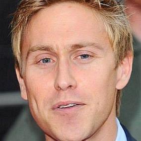 facts on Russell Howard