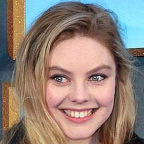 facts on Nell Hudson