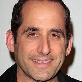facts on Peter Jacobson