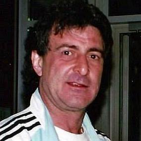 facts on Mario Kempes
