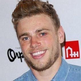 Gus Kenworthy facts