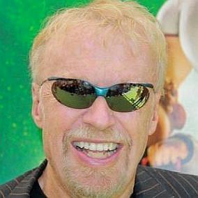 Phil Knight facts