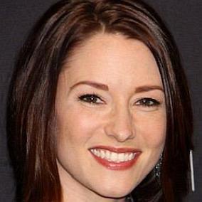 facts on Chyler Leigh