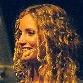 Suzannah Lipscomb facts