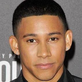 facts on Keiynan Lonsdale