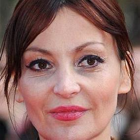 Pearl Lowe facts