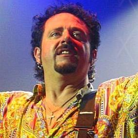 facts on Steve Lukather