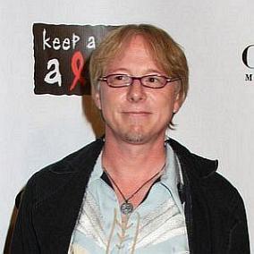 Mike Mills facts