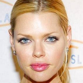 Sophie Monk facts