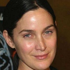 Carrie-Anne Moss facts