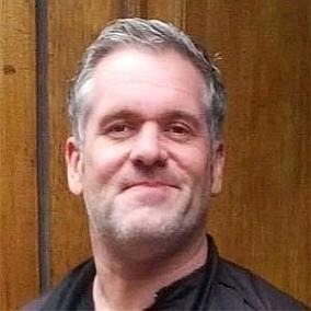 facts on Chris Moyles
