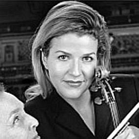 facts on Anne-Sophie Mutter