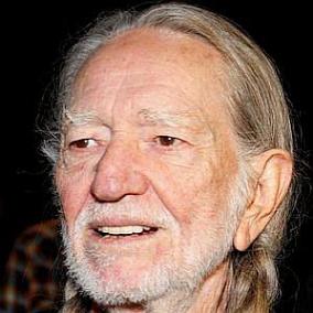 Willie Nelson facts