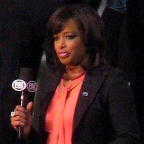 Pam Oliver facts