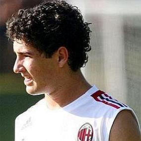 facts on Alexandre Pato