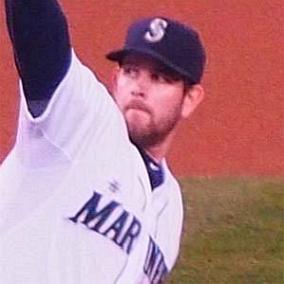 facts on James Paxton