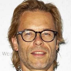 facts on Guy Pearce