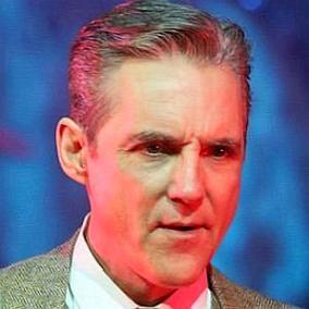 facts on Michael Praed