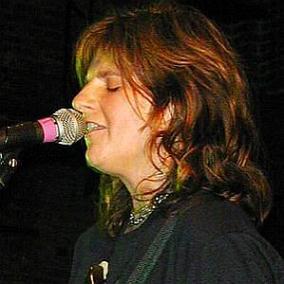 Amy Ray facts